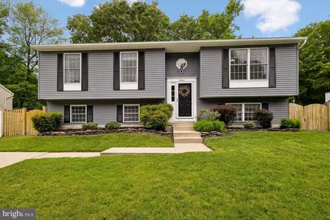 Exterior - 7864 Dero, Pasadena, MD 21122 photo 2 of 7