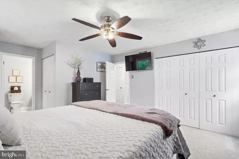 Bedroom - 7864 Dero, Pasadena, MD 21122 photo 2 of 5