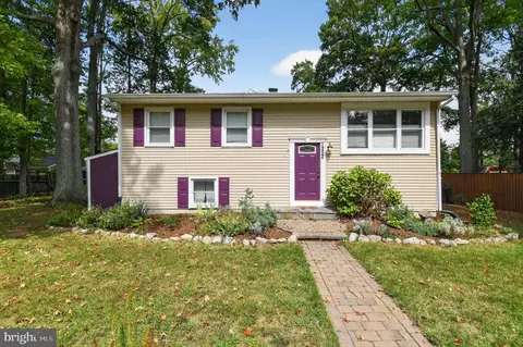 1252 Creek Dr, Annapolis, MD 21403