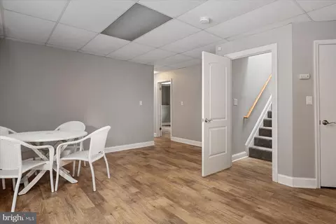 Entry Way - 148 Waldo Rd, Pasadena, MD 21122 photo 6 of 6