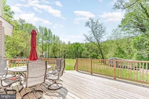 Exterior - 1402 Insey Rd, Annapolis, MD 21409 photo 5 of 7