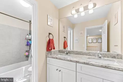 Bath - 1402 Insey Rd, Annapolis, MD 21409 photo 4 of 6