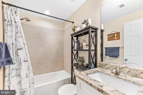 Bath - 1402 Insey Rd, Annapolis, MD 21409 photo 6 of 6