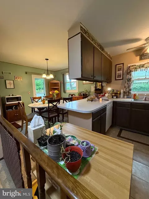 Kitchen - 456 Henryton S, Laurel, MD 20724 photo 1 of 2