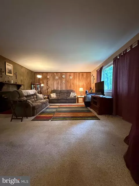 Entry Way - 456 Henryton S, Laurel, MD 20724 photo 1 of 3