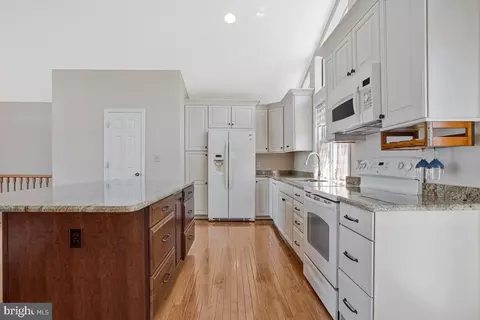 Kitchen - 962 Main St, Deale, MD 20751 photo 1 of 4
