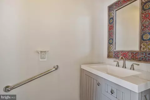 Bath - 962 Main St, Deale, MD 20751 photo 1 of 4