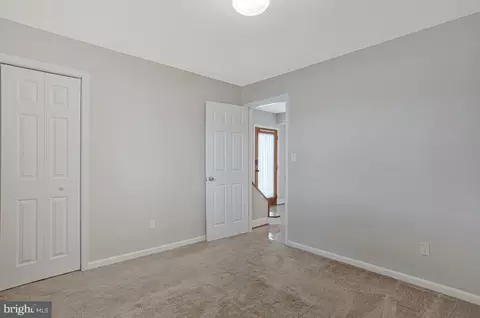 Bedroom - 962 Main St, Deale, MD 20751 photo 2 of 3