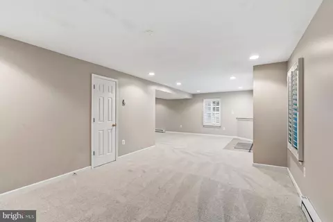 Living - 184 Hickory Point Rd, Pasadena, MD 21122 photo 1 of 1