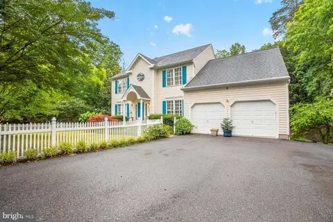 184 Hickory Point Rd, Pasadena, MD 21122
