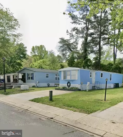 299 Rips Dr, Lothian, MD 20711