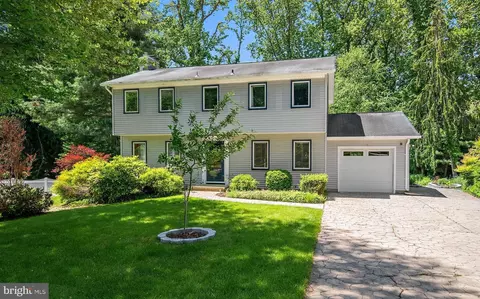 Exterior - 1126 Mainsail Dr, Annapolis, MD 21403 photo 11 of 19