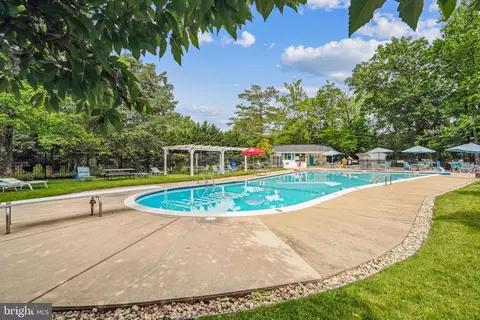 Exterior - 1126 Mainsail Dr, Annapolis, MD 21403 photo 15 of 19