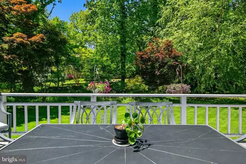 Exterior - 1126 Mainsail Dr, Annapolis, MD 21403 photo 3 of 19