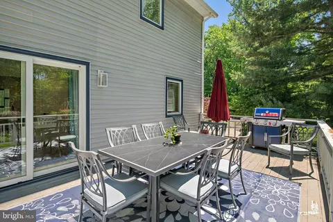 Exterior - 1126 Mainsail Dr, Annapolis, MD 21403 photo 2 of 19