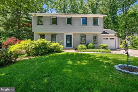 Exterior - 1126 Mainsail Dr, Annapolis, MD 21403 photo 4 of 19