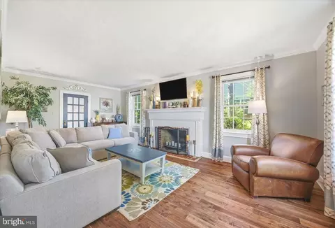 503 Forest View Rd, Linthicum Heights, MD 21090