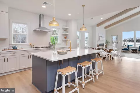 Kitchen - 5918 Sneed Dr, Deale, MD 20751 photo 2 of 3