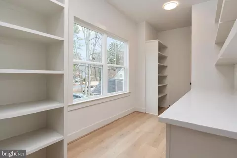 Entry Way - 5918 Sneed Dr, Deale, MD 20751 photo 3 of 7