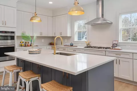Kitchen - 5918 Sneed Dr, Deale, MD 20751 photo 1 of 3