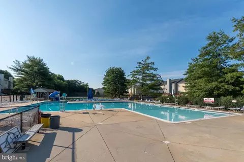 Exterior - 2333 Manomet Ct, Crofton, MD 21114 photo 10 of 17