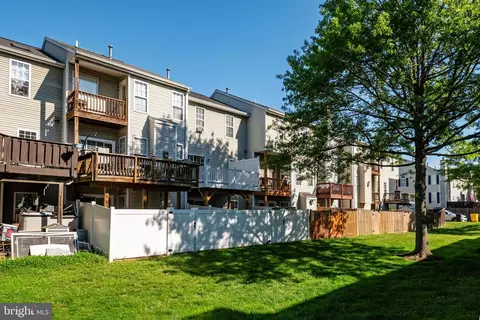 Exterior - 2333 Manomet Ct, Crofton, MD 21114 photo 6 of 17