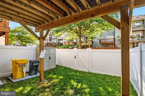 Exterior - 2333 Manomet Ct, Crofton, MD 21114 photo 4 of 17