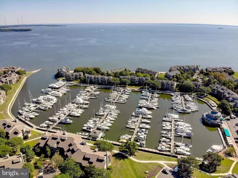2118 Chesapeake Harbour Dr E #202, Annapolis, MD 21403