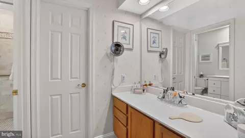 Bath - 317 Canterfield Rd, Annapolis, MD 21403 photo 2 of 4
