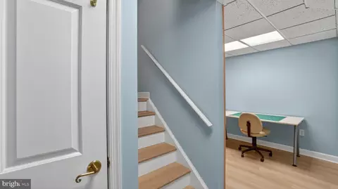 Entry Way - 317 Canterfield Rd, Annapolis, MD 21403 photo 11 of 14