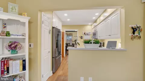 Entry Way - 317 Canterfield Rd, Annapolis, MD 21403 photo 8 of 14