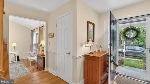 Entry Way - 317 Canterfield Rd, Annapolis, MD 21403 photo 1 of 14