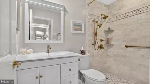 Bath - 317 Canterfield Rd, Annapolis, MD 21403 photo 3 of 4