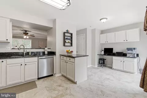 Kitchen - 8119 Gray Stone Ln, Pasadena, MD 21122 photo 3 of 3