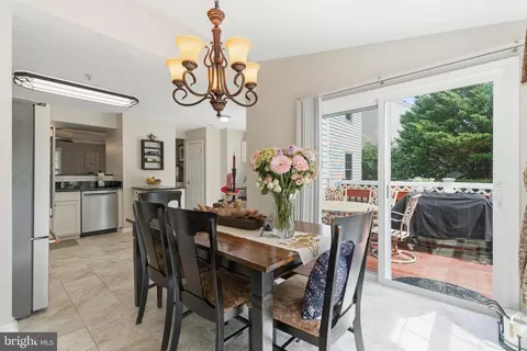 Dining - 8119 Gray Stone Ln, Pasadena, MD 21122 photo 2 of 2