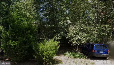 444 Ruth Rd, Arnold, MD 21012