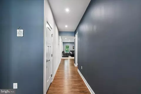 Entry Way - 2152 Nottoway Dr, Hanover, MD 21076 photo 2 of 11