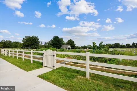 View/Area - 2152 Nottoway Dr, Hanover, MD 21076 photo 1 of 2