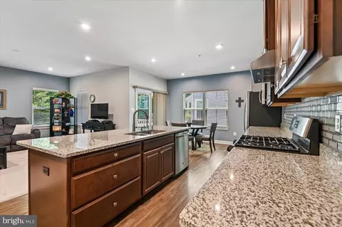 Kitchen - 2152 Nottoway Dr, Hanover, MD 21076 photo 2 of 3