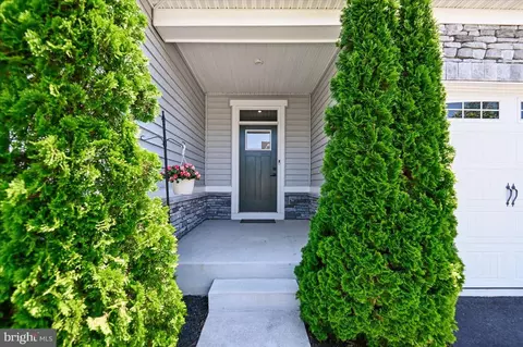 Exterior - 2152 Nottoway Dr, Hanover, MD 21076 photo 13 of 15