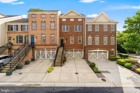 7717 Clay Bridge Ct, Hanover, MD 21076