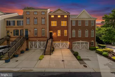 7717 Clay Bridge Ct, Hanover, MD 21076