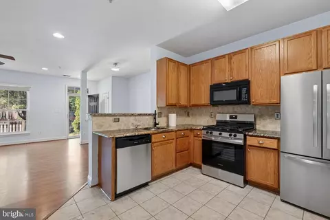 Kitchen - 816 Estuary Dr, Odenton, MD 21113 photo 1 of 2