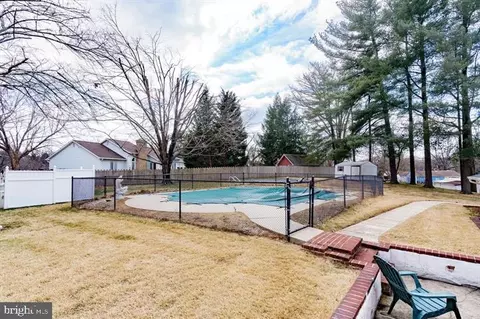 Exterior - 907 Reece Rd, Severn, MD 21144 photo 3 of 3
