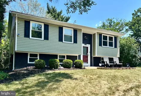 8249 Victoria Rd, Millersville, MD 21108