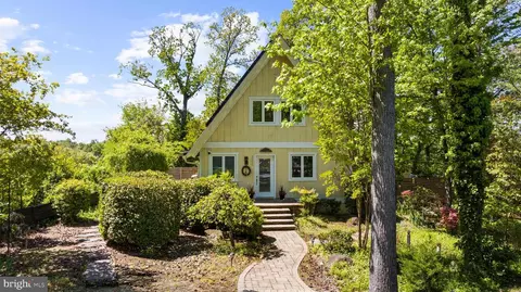2915 South Ct, Annapolis, MD 21401