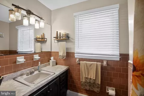 Bath - 4 Gray Dr, Pasadena, MD 21122 photo 3 of 5