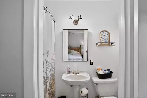Bath - 4 Gray Dr, Pasadena, MD 21122 photo 5 of 5