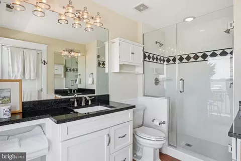 Bath - 4923 E Chalk Point Rd, West River, MD 20778 photo 1 of 2