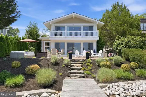 4923 E Chalk Point Rd, West River, MD 20778